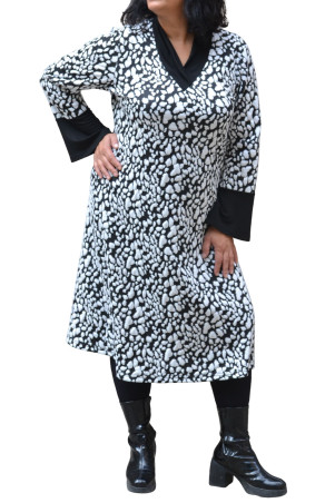 BLACK / WHITE DRESS ✅