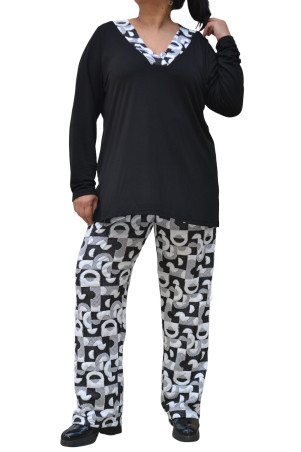 BLACK/WHITE BLOUSE ✅