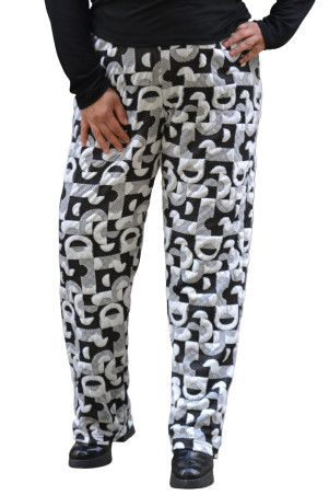 BLACK / WHITE PANTS ✅