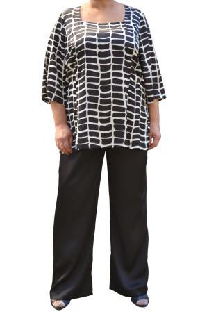 BLACK / WHITE SATIN  BLOUSE ✅