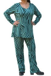 Long printed stretch blouse with V-neck and side slits, styled with matching trousers - plus size