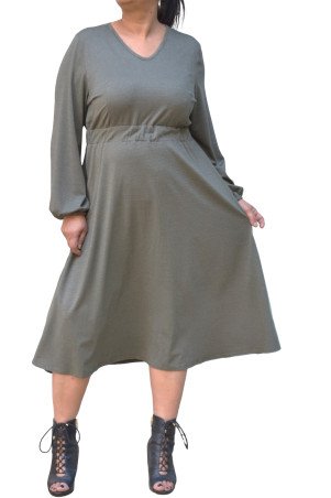 ✨ Elegant olive green midi dress with golden lurex shimmer, V-neckline and elastic waist. Feminine, stylish and comfortable! 💚