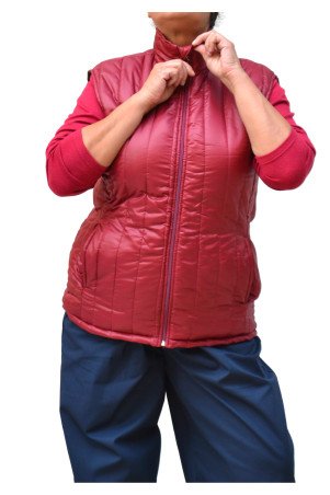 Burgundy quilted vest for effortless warmth and style!